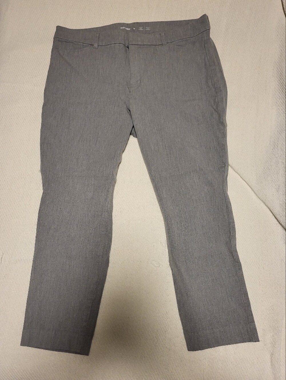 Old Navy Grey High-rise Pixie Pants